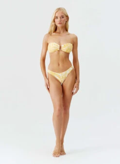 Barcelona Jungle Bikini Top 13 Barcelona Jungle Bikini Top -Melissa Odabash Sale barcelona jungle bikini model 2025 P 611dab08 f199 4751 94a9 e14b6cc10093
