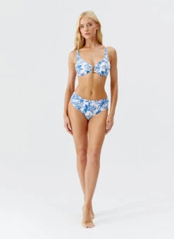 Bel Air Blue Leaf Bikini Bottom 13 Bel Air Blue Leaf Bikini Bottom -Melissa Odabash Sale bel air blue leaf bikini model 2025 P bc3a10cd d1e9 4c2e b695 433412a89cac