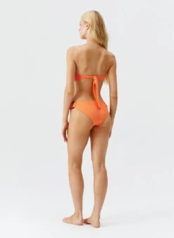 Exclusive Belgium Orange Ridges Bikini Top -Melissa Odabash Sale belgium orange ridges bikini model 2025 B 22c85bb2 8d29 4030 ab4e ac685cabd7a9