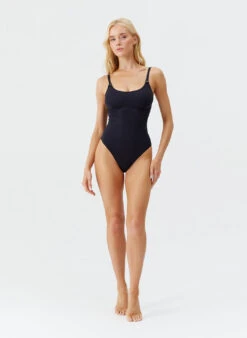 Comporta Black Swimsuit -Melissa Odabash Sale comporta black swimsuit model 2025 P