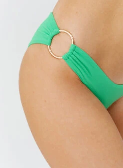 Hamburg Green Bikini Top -Melissa Odabash Sale hamburg green bikini top closeup 2025