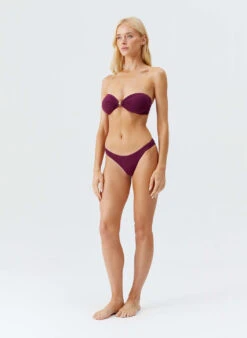 Istanbul Bordeaux Bikini Top 11 Istanbul Bordeaux Bikini Top -Melissa Odabash Sale istanbul bordeaux bikini model 2025 F c3bbaaae 7310 4501 9abb f0e8d6f4fefb