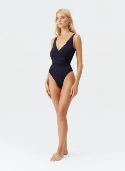 Veneto Black Swimsuit -Melissa Odabash Sale veneto black swimsuit model 2025 F